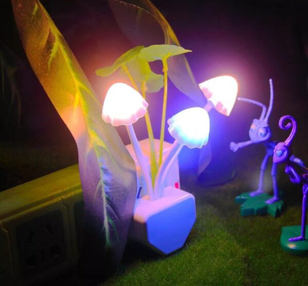 Mushroom Night Light | LED Night Lights | Flower Lamp Bedroom Baby room Lamps For Family, Friend or Kids Gifts (Random colors) - Pack of 1